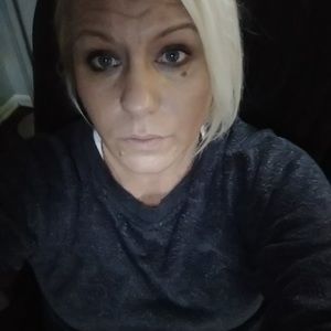 Meet your Posher, Christen